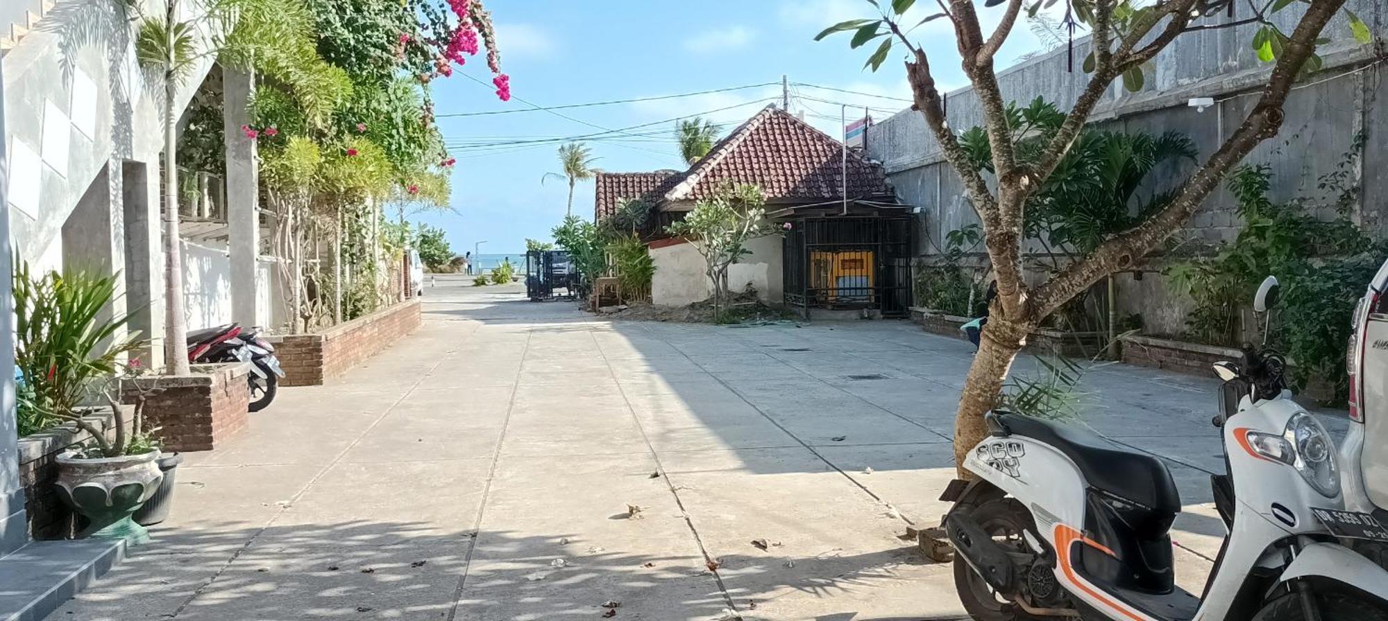 Bungalow And Restaurant Anda Kuta  Ngoại thất bức ảnh