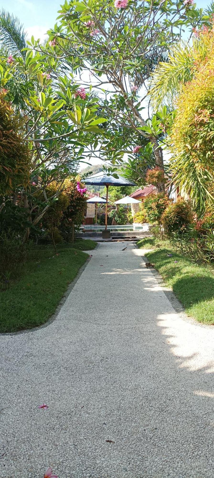 Bungalow And Restaurant Anda Kuta  Ngoại thất bức ảnh
